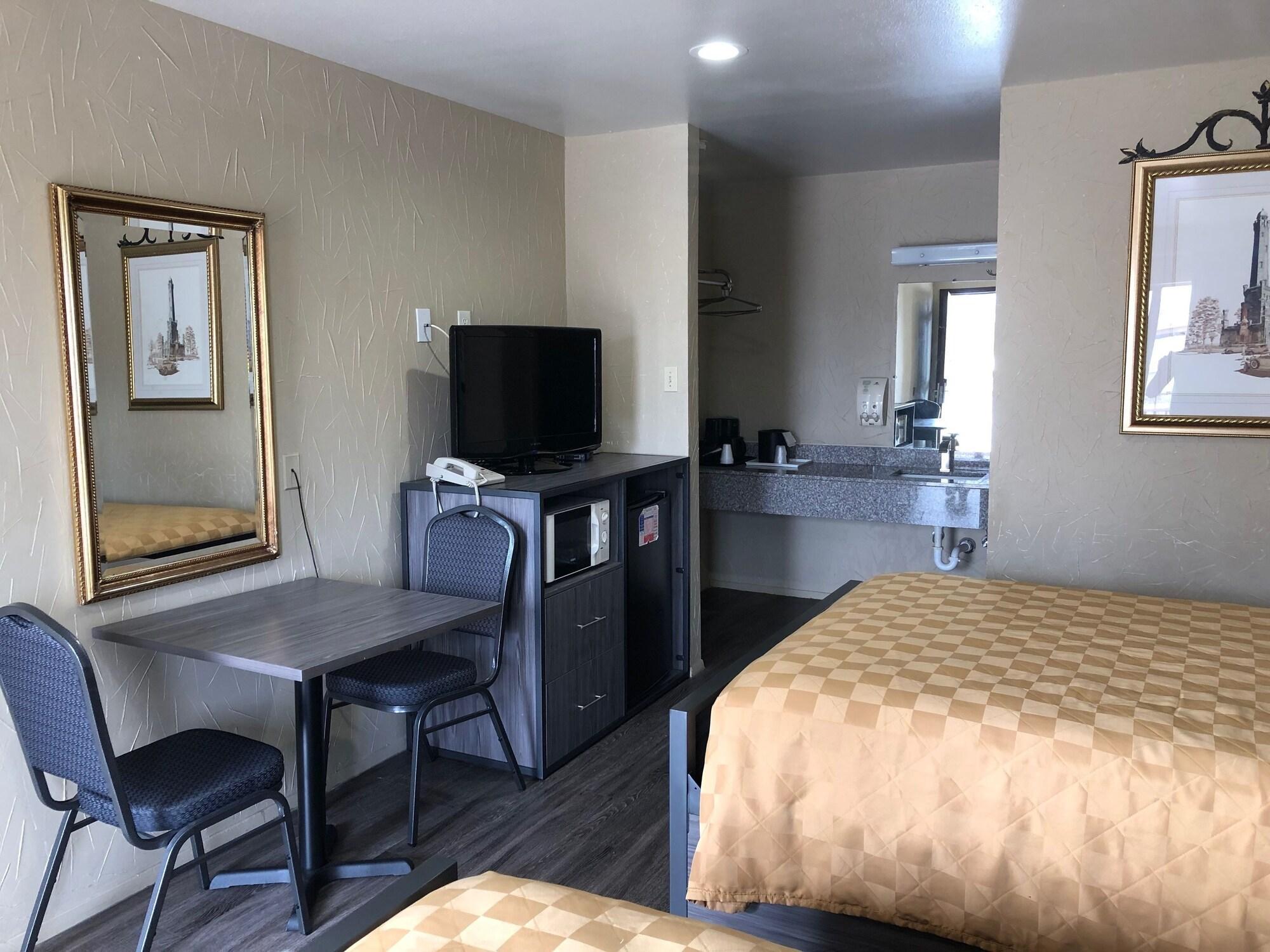Americas Best Value Inn - Legend'S Inn Junction Extérieur photo