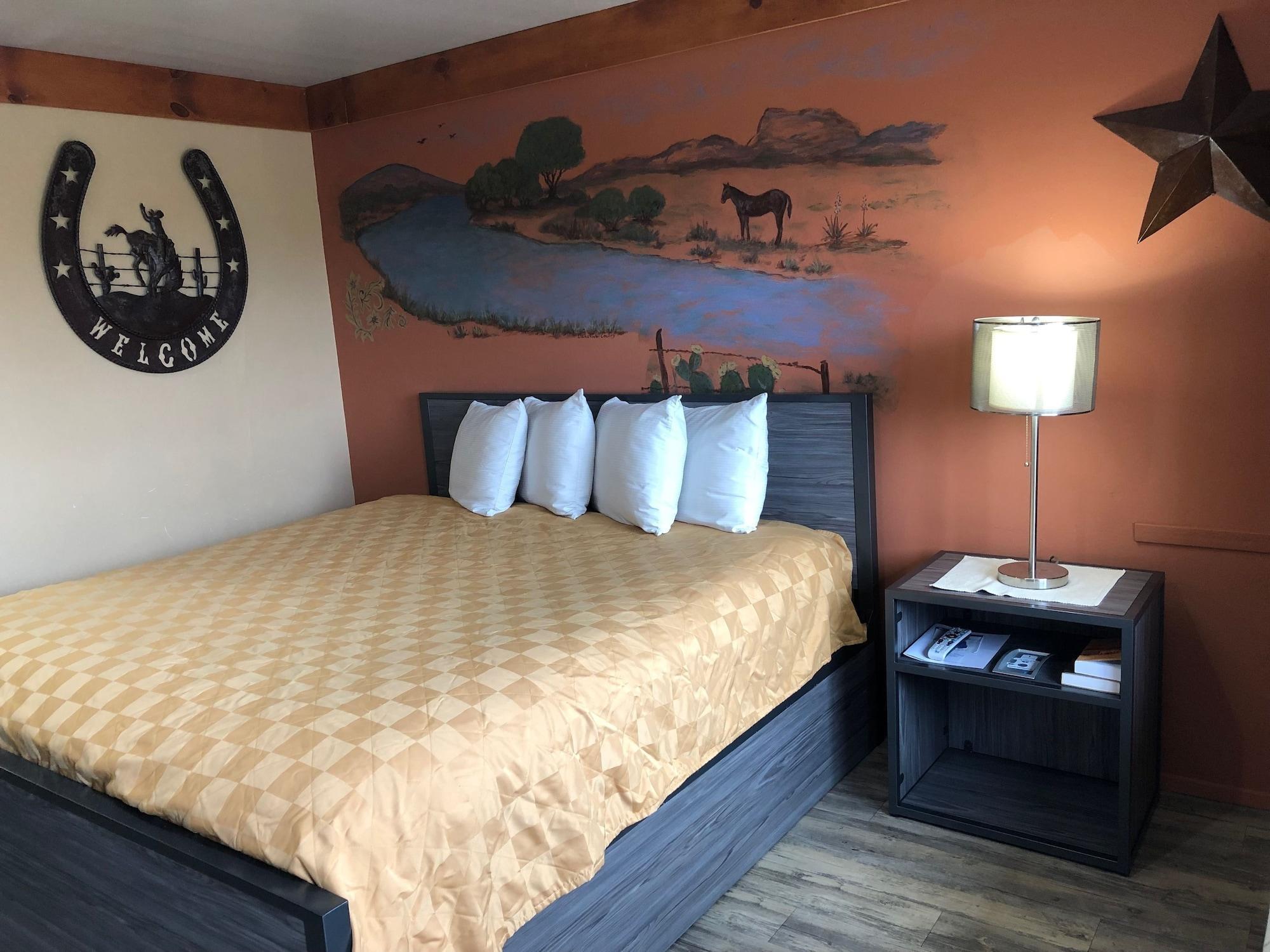 Americas Best Value Inn - Legend'S Inn Junction Extérieur photo