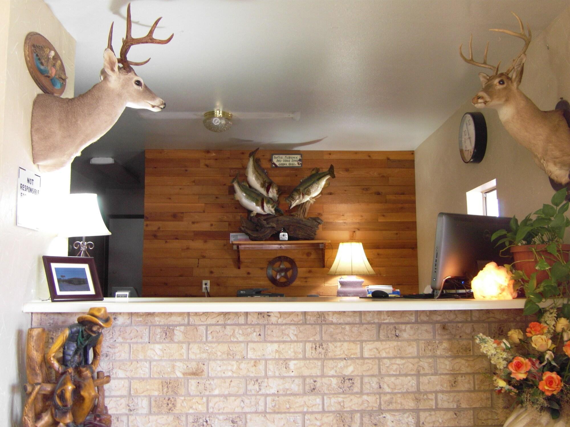Americas Best Value Inn - Legend'S Inn Junction Extérieur photo